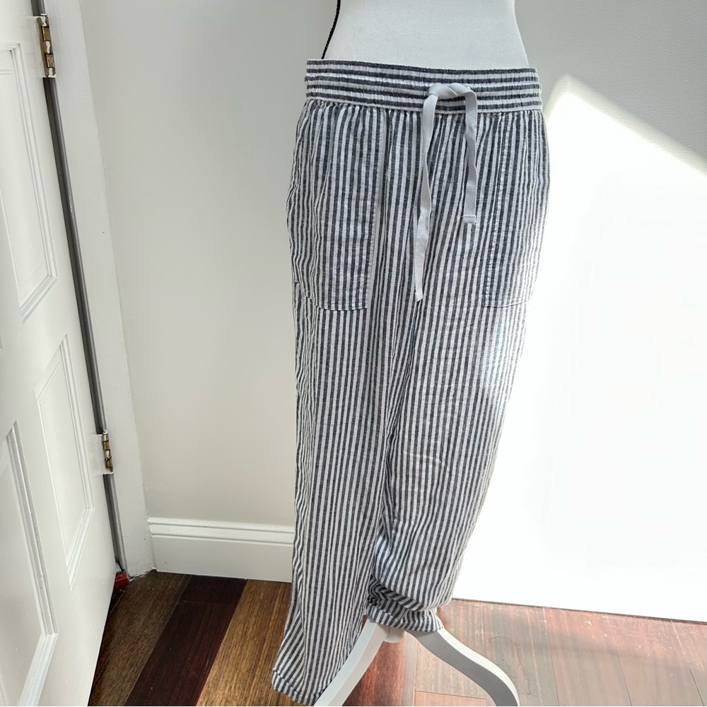 Nautica White and Gray Straight Leg Pants with Drawstring Waist - Picture 2 of 8